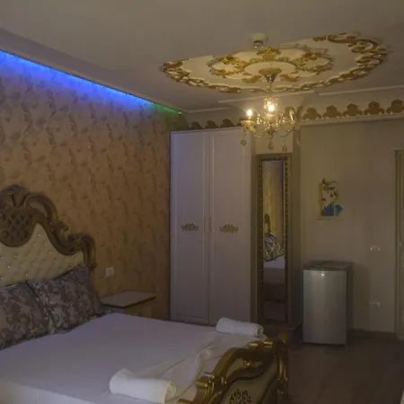 Hotel Antalya - *